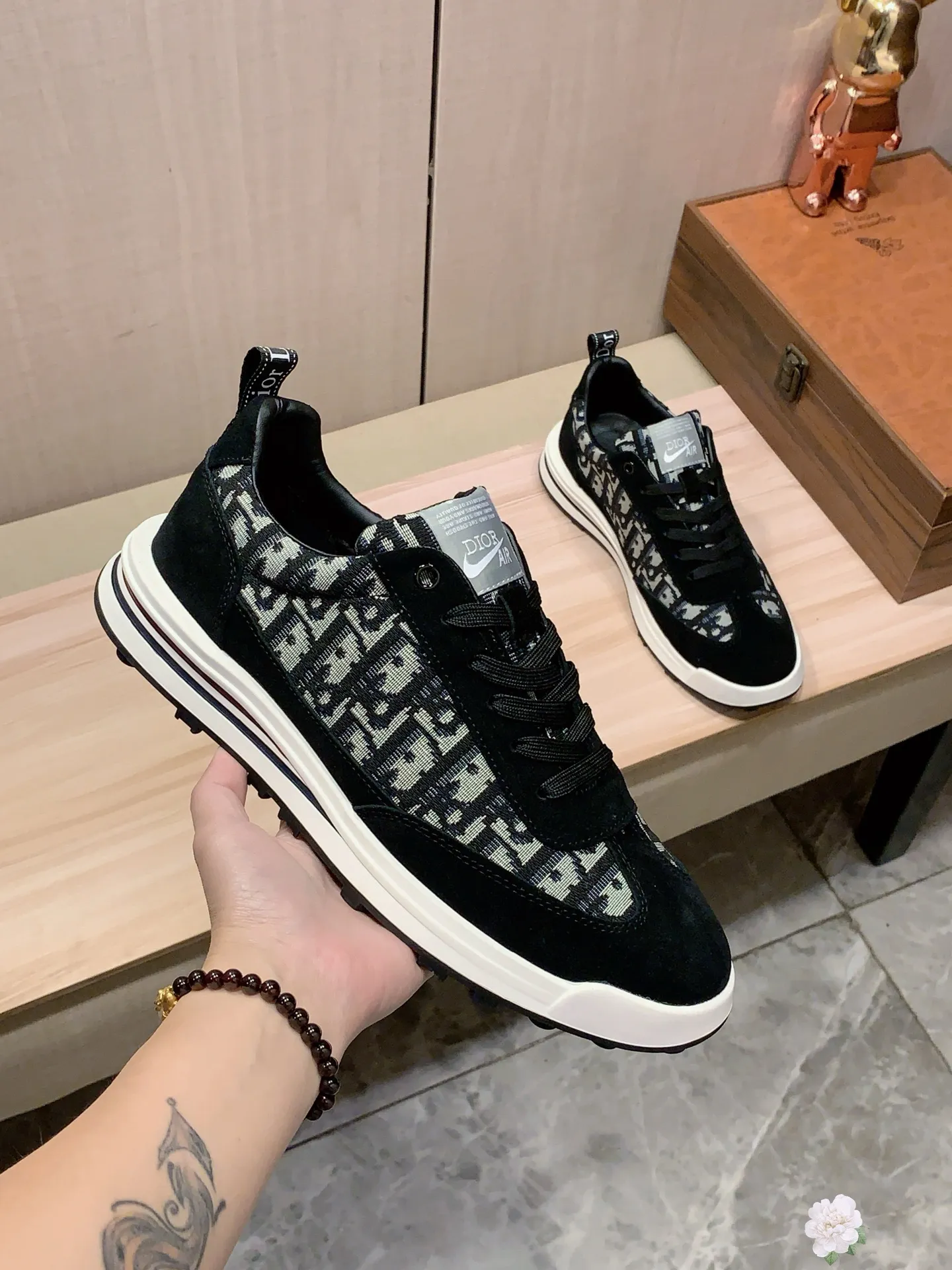 Men's men's shoes 💰442💰💰🎩🎩[Lightning][Lightning] "Dior DIOR*" latest • popular casual shoes, top brand [seduce] luxury ~ purchasing agency, top ~ quality. [Strong] The upper is made of imported breathable cowhide with material ➕ breathable sheepskin feet (•) and fine workmanship. The original stylish and stylish soft rubber wear-resistant and non-slip outsole is light and comfortable on the feet. The real thing looks better when photographed in person. 004: code: 38-44, 2️⃣ colors selected